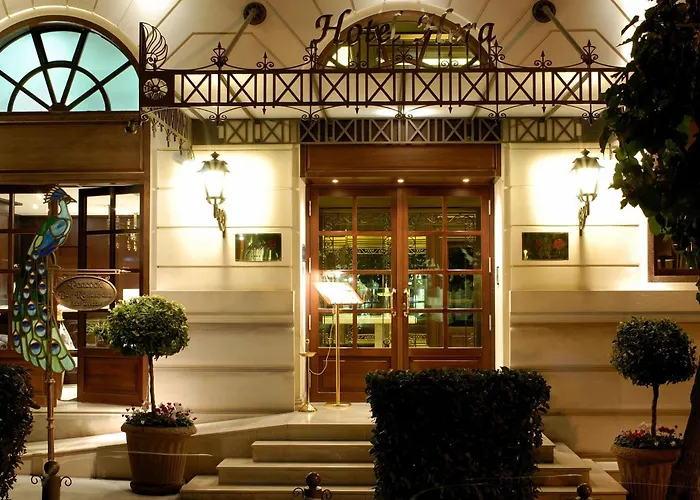 Hera Hotel